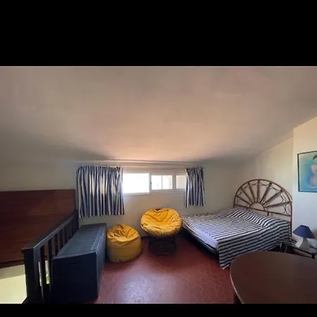 Racou Maison Front De بيت للعطل